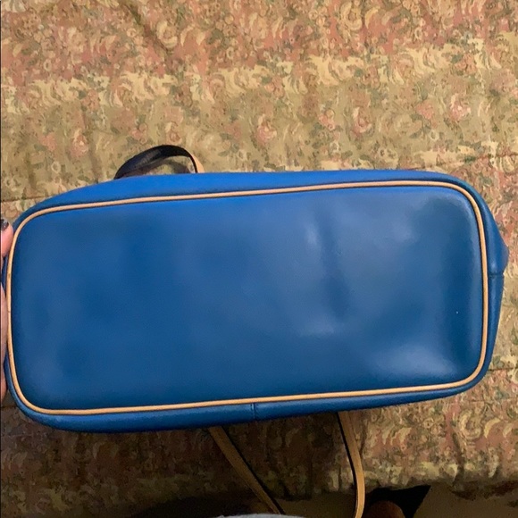 Coach Tote Bag - Picture 2 of 5